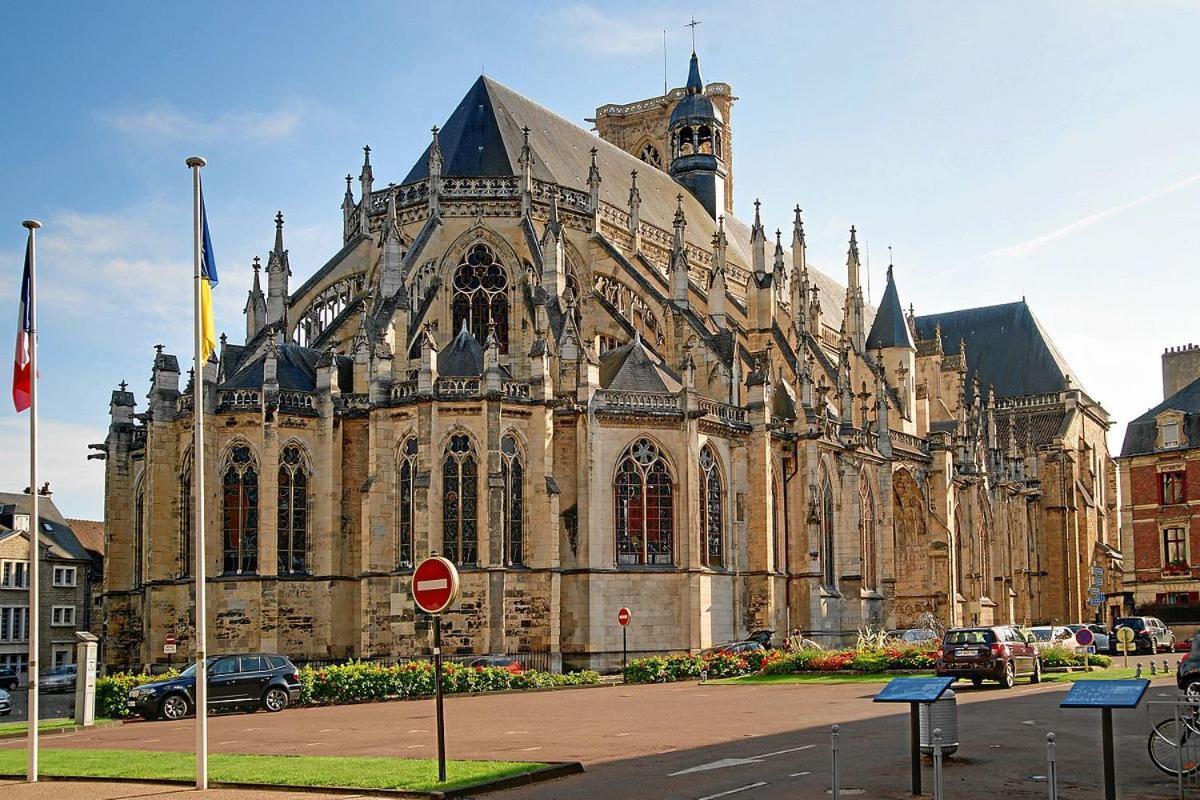 Hotel De Cleves Nevers Kültér fotó